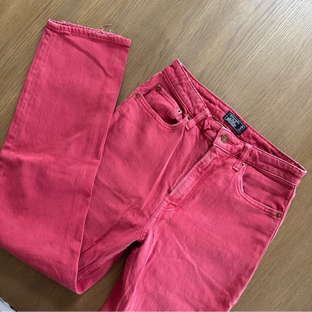 Abercrombie & Fitch Womenâs High-Rise Red Straight Jeans